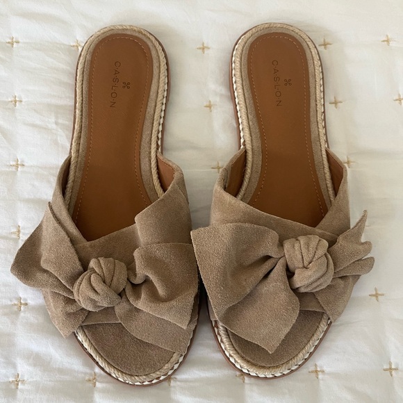 Caslon Darcie Bow Slide Sandal - Walnut Suede - Picture 6 of 7